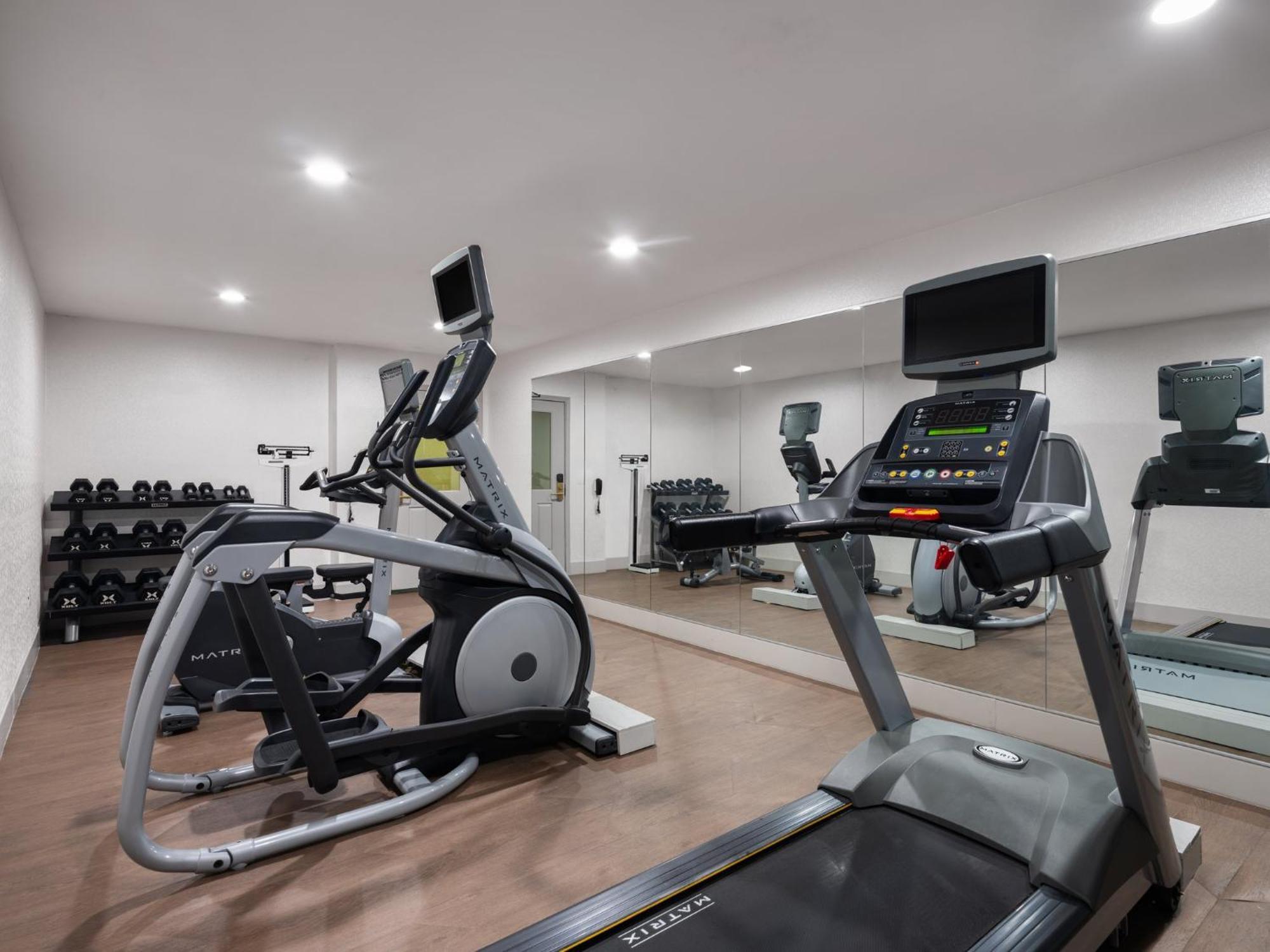 Express Bragg By Ihg Fort Bragg